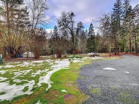1725 Summit Loop, Grants Pass, OR 97527 photo 26
