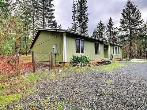 1725 Summit Loop, Grants Pass, OR 97527 photo 27