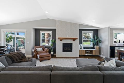 61151 Parrell Rd, Bend, OR 97702 photo 5