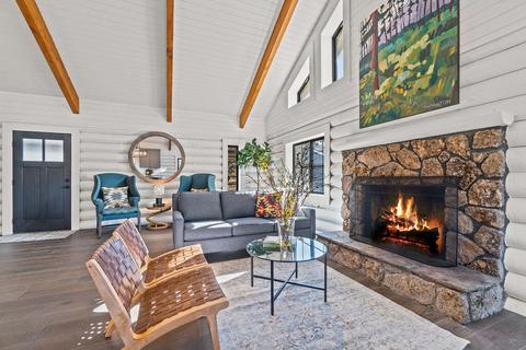 21851 Katie Dr, Bend, OR 97701 photo 11