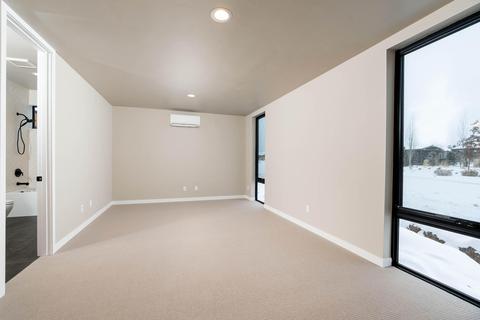 19290 Outrider Loop, Bend, OR 97702 photo 19