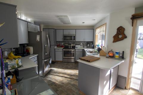 108 Samuel Ln, Phoenix, OR 97535 photo 3
