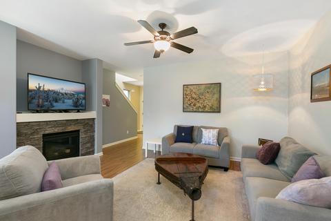 716 NE Vail Ln, Bend, OR 97701 photo 2