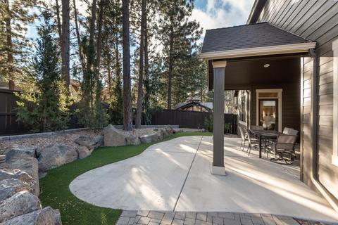 19153 Park Commons Dr, Bend, OR 97703 photo 26