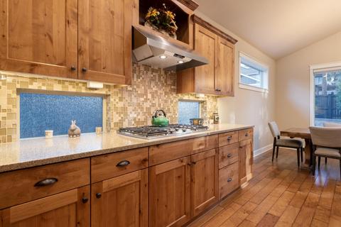 19153 Park Commons Dr, Bend, OR 97703 photo 9