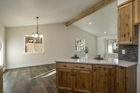 19220 Cherokee Rd, Bend, OR 97702 photo 4