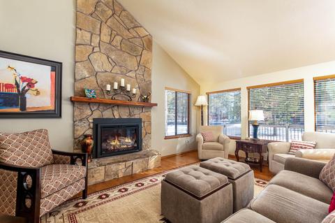 18086 E Butte Ln, Sunriver, OR 97707 photo 1