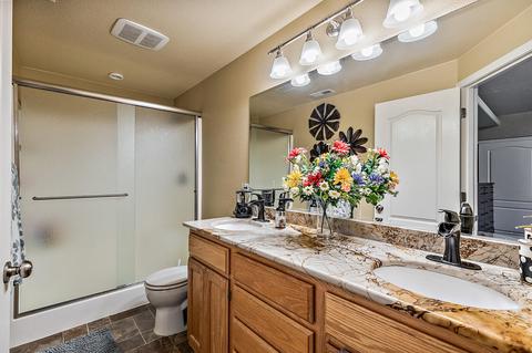 295 SE Independence Dr, Grants Pass, OR 97527 photo 23