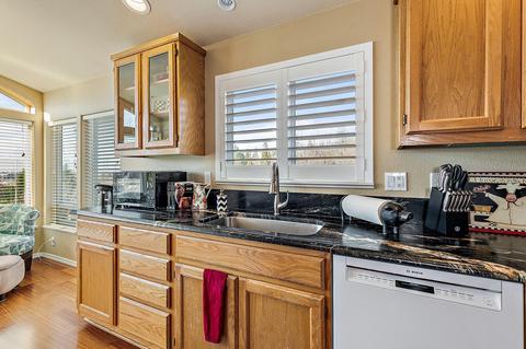 295 SE Independence Dr, Grants Pass, OR 97527 photo 13