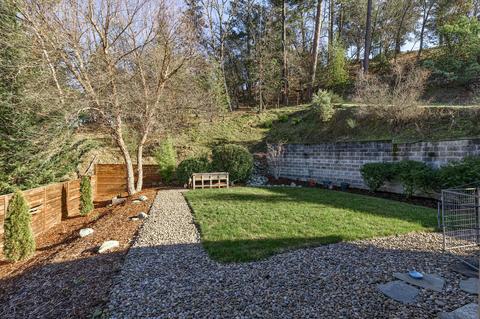 295 SE Independence Dr, Grants Pass, OR 97527 photo 26