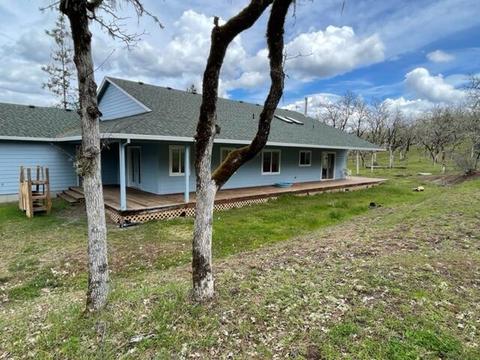 1455 Madera Dr, Trail, OR 97541 photo 3
