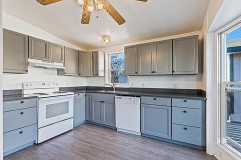 664 Clearview Way, Eagle Point, OR 97524 photo 9