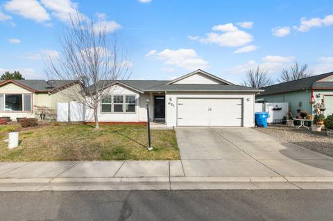621 Karic Way, Eagle Point, OR 97524 photo 1