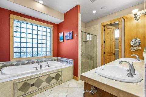 19208 Green Lakes Loop, Bend, OR 97702 photo 16
