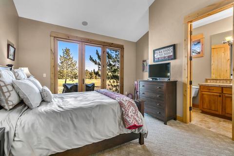 19208 Green Lakes Loop, Bend, OR 97702 photo 20