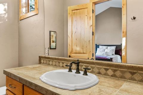 19208 Green Lakes Loop, Bend, OR 97702 photo 22