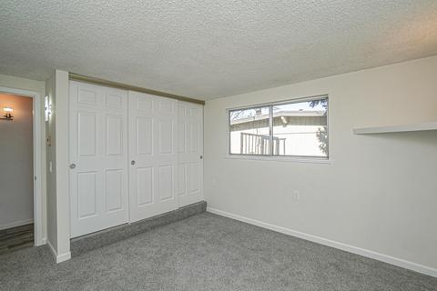 204 Pardee Ln, Grants Pass, OR 97527 photo 11