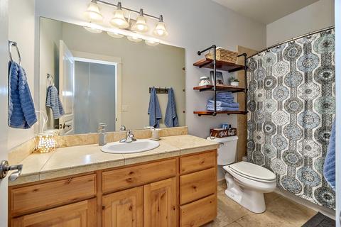 36 Greenmoor Dr, Eagle Point, OR 97524 photo 31