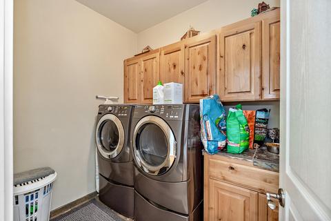 36 Greenmoor Dr, Eagle Point, OR 97524 photo 33