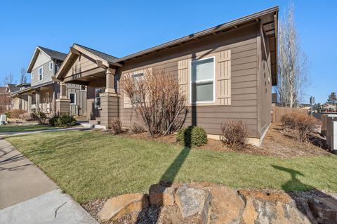 20378 Chase Rd, Bend, OR 97702 photo 3