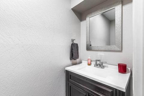 697 E Intervale Rd, Grants Pass, OR 97527 photo 21