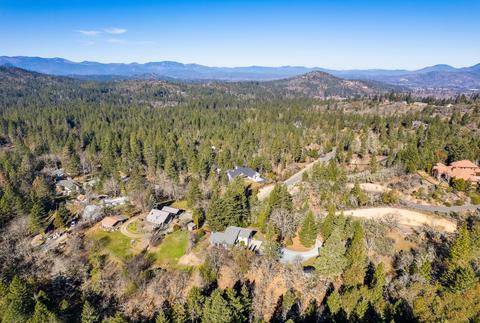 697 E Intervale Rd, Grants Pass, OR 97527 photo 47