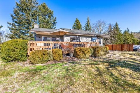 697 E Intervale Rd, Grants Pass, OR 97527 photo 32