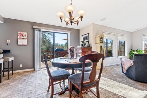 697 E Intervale Rd, Grants Pass, OR 97527 photo 18