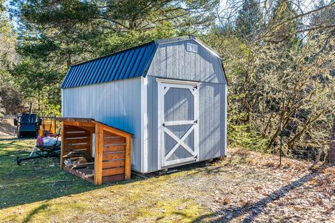697 E Intervale Rd, Grants Pass, OR 97527 photo 36