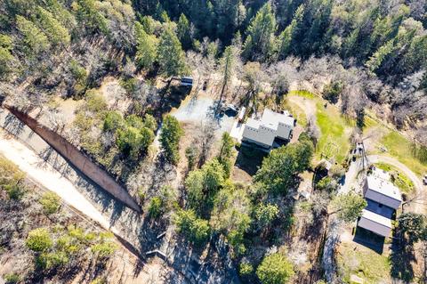 697 E Intervale Rd, Grants Pass, OR 97527 photo 52