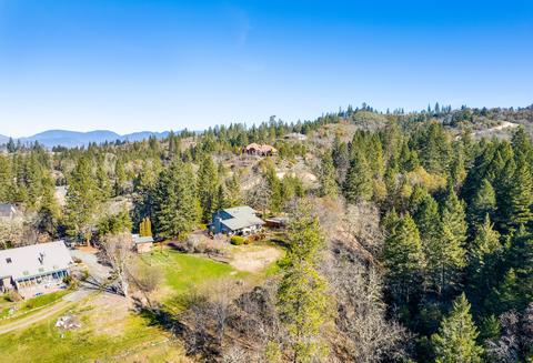 697 E Intervale Rd, Grants Pass, OR 97527 photo 56