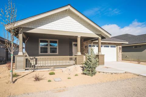 2791 NW 23rd Loop N, Redmond, OR 97756 photo 1