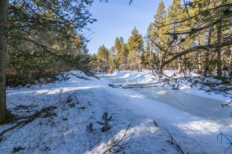 17092 Island Loop Way, Bend, OR 97707 photo 6