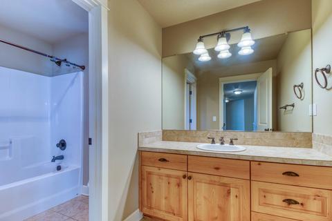 60320 Sage Stone Loop, Bend, OR 97702 photo 19