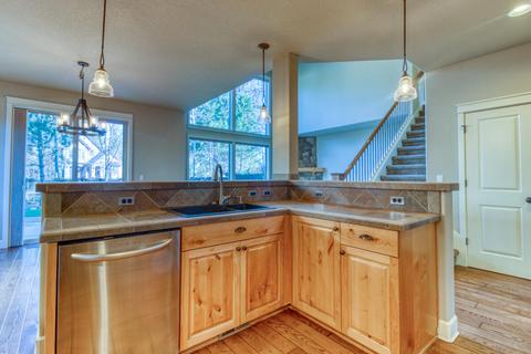 60320 Sage Stone Loop, Bend, OR 97702 photo 7