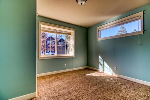60320 Sage Stone Loop, Bend, OR 97702 photo 16