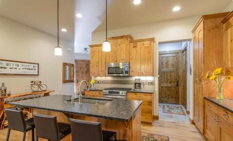 60484 Snap Shot Loop, Bend, OR 97702 photo 7