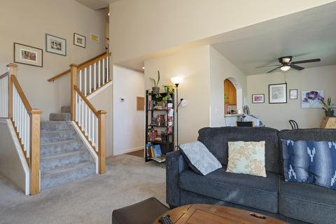 360 Live Oak Loop, Central Point, OR 97502 photo 10
