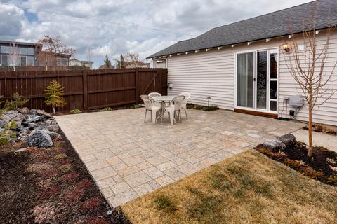 63181 NE Boyd Acres Rd, Bend, OR 97701 photo 16
