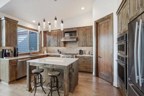 19574 Painted Ridge Loop, Bend, OR 97702 photo 22