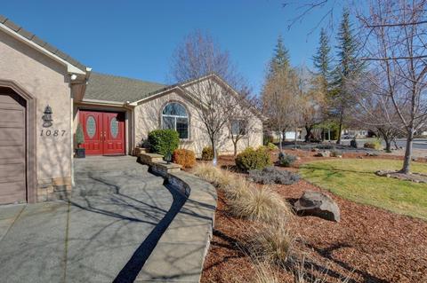 1087 Coral Rdg, Eagle Point, OR 97524 photo 6