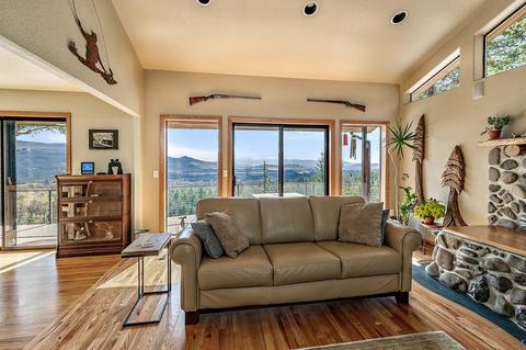5151 Rogue River Dr, Eagle Point, OR 97524 photo 10