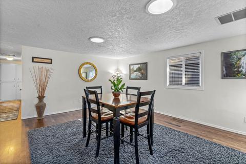 1897 NE Carson Way, Bend, OR 97701 photo 9