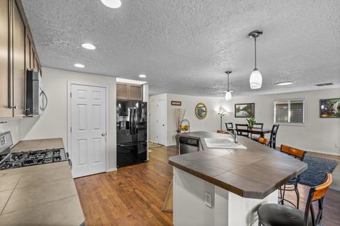 1897 NE Carson Way, Bend, OR 97701 photo 12