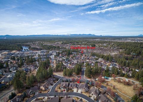 19545 Sugar Mill Loop, Bend, OR 97702 photo 2