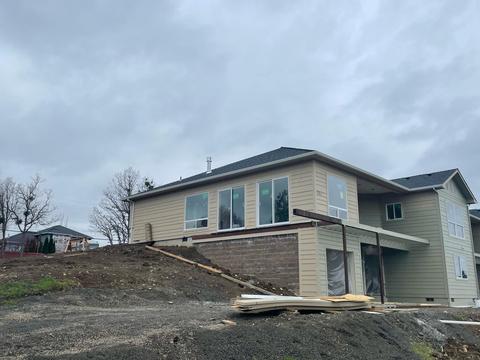 221 Sky Hawk Dr, Eagle Point, OR 97524 photo 14