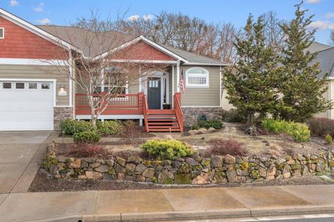 464 Quail Run, Eagle Point, OR 97524 photo 2