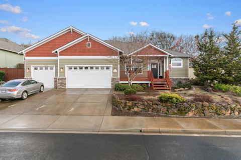 464 Quail Run, Eagle Point, OR 97524 photo 1