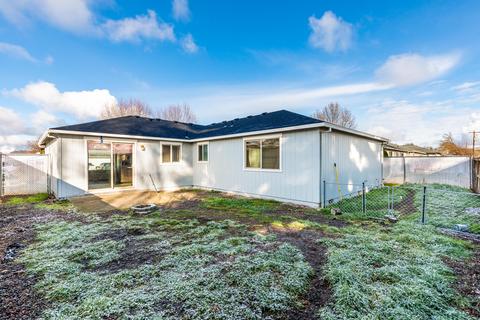 342 Sandi Way, Eagle Point, OR 97524 photo 23