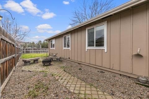 32 N Buchanan Ave, Eagle Point, OR 97524 photo 24